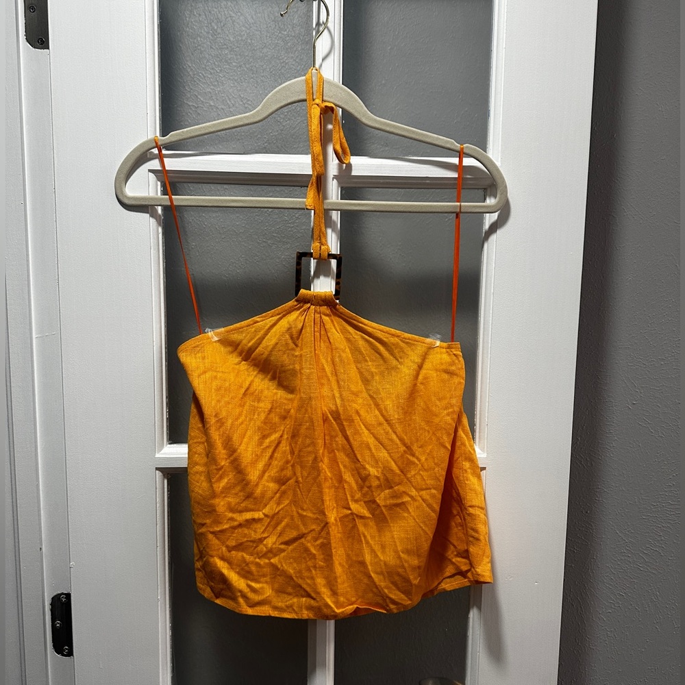 NWOT Heatherly Tie Halter Crop Top